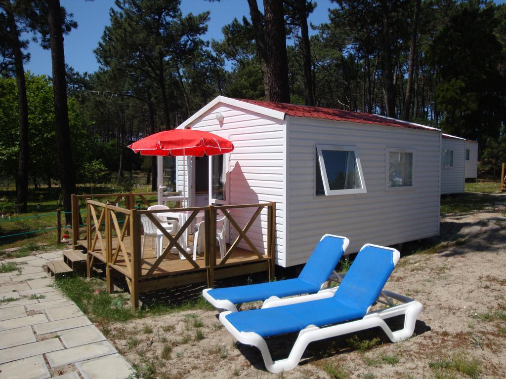 Отель Parque De Campismo Orbitur Каминья Номер фото